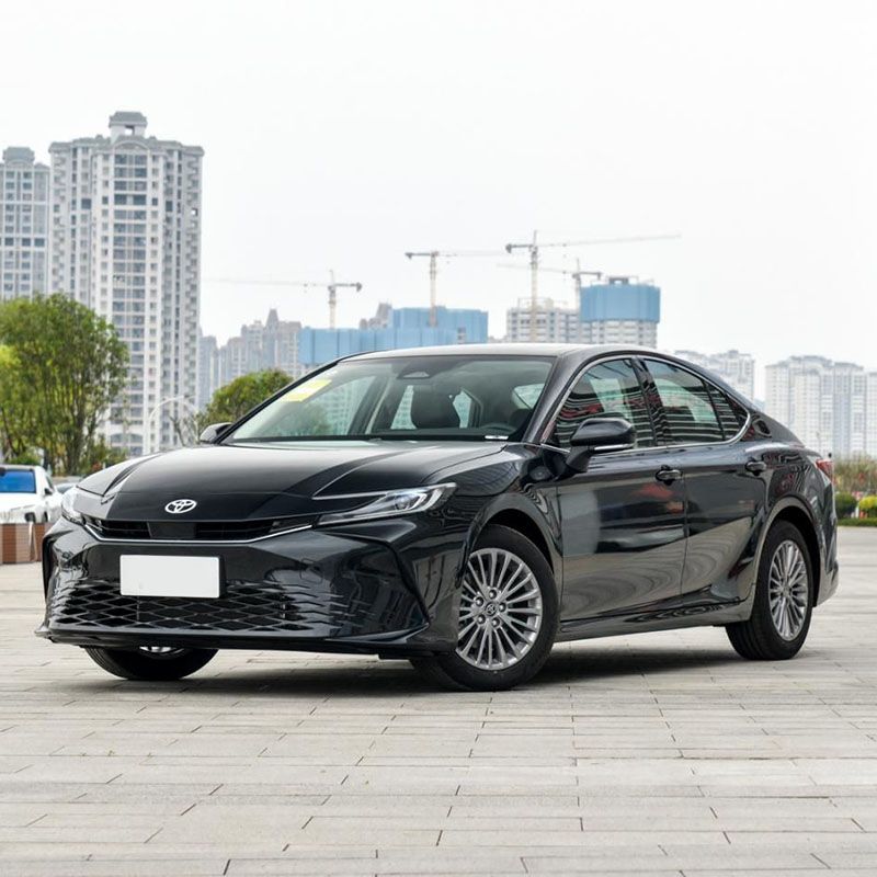 Toyota camry bensiinin sedan
