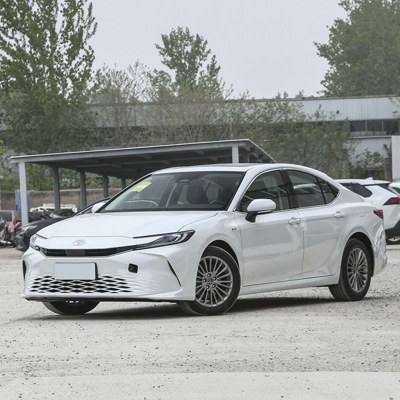Toyota camry hybridi sähköinen sedan